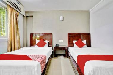 OYO Flagship 82582 Aec Residency