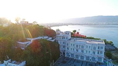 Hotel Merwara Estate