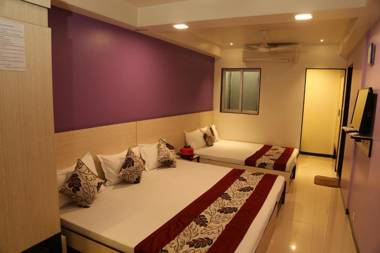 HOTEL MADNI ROYALE (50 Mtrs from Dargaah) Ajmer