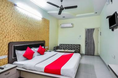 OYO 2722 Hotel Prince