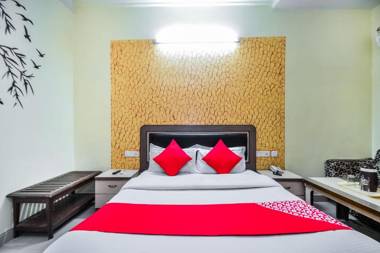 OYO 2722 Hotel Prince