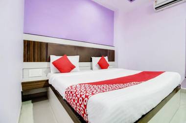 OYO 45999 Tulsi Palace