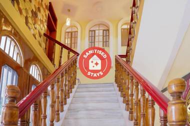 SPOT ON 66069 Nanki Palace