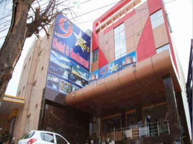 MD 9 Star Hotel