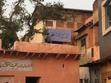 Joey's Hostel Agra