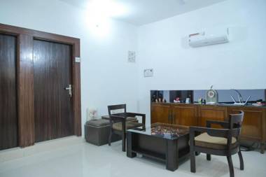 Aradhana's Home Stay