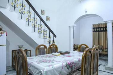 Aradhana's Home Stay