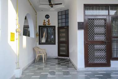Aradhana's Home Stay