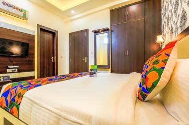 FabHotel Star of Taj Restobar Fatehabad Road