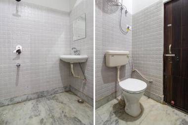 OYO 65072 Hotel JS Plaza