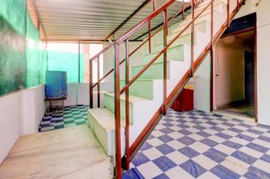 OYO 77890 Hotel Shivaya