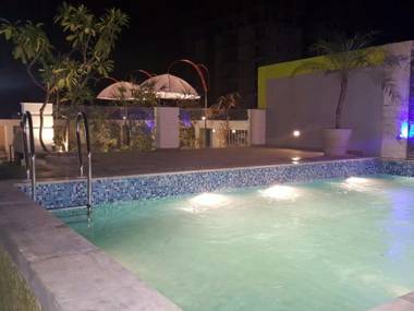 Hotel Light House Agra by Park Tree