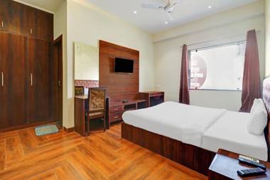 Capital O 85838 Hotel Gr Palace