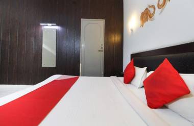 OYO 85003 Hotel Apollo Agra