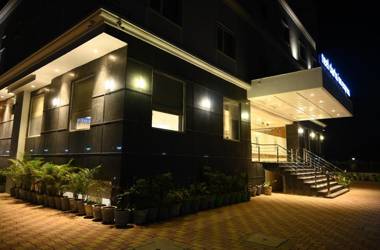 Neel Clarks Inn Express Agra