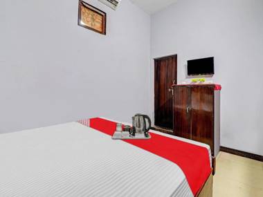 OYO flagship 89068 Knight Inn