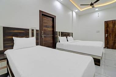 OYO 89828 Chahat Palace