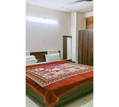 Hotel 7 Spices Restaurant & Banquet By WB Inn