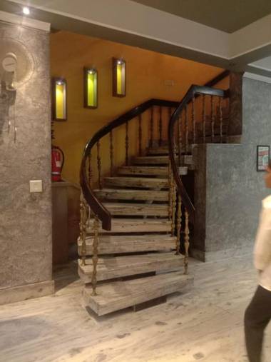 Hotel Apollo By WB Inn