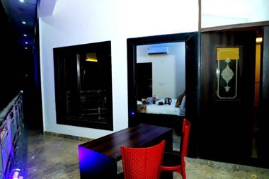 POP 93228 Hotel Park View