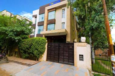 FabHotel Merriment City