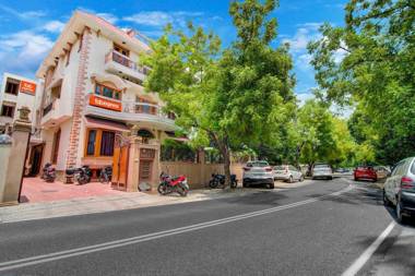 FabExpress Ashray Noida - Fully Vaccinated Staff