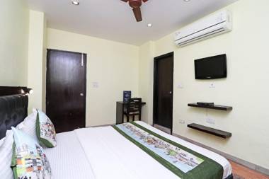 OYO 10666 Hotel Star