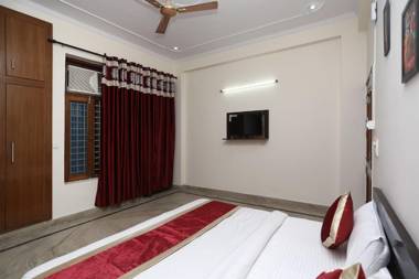 OYO 14625 Baani Abode