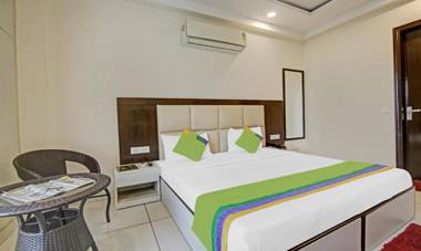 Treebo Trend Apple Pie