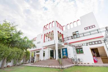 Collection O 15516 J S Garden