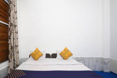 OYO 28706 The Bliss Residency