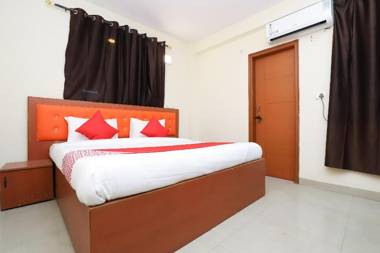 Capital O 28393 Diamond Plaza