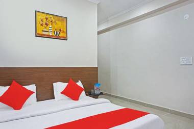 OYO 37169 Hotel Quadis