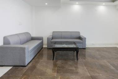 Capital O 68248 Hotel Sapphire