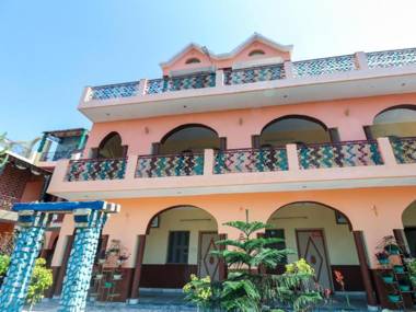 OYO Townhouse 590 Sector 66 Noida