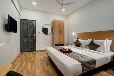 OYO Townhouse 590 Sector 66 Noida