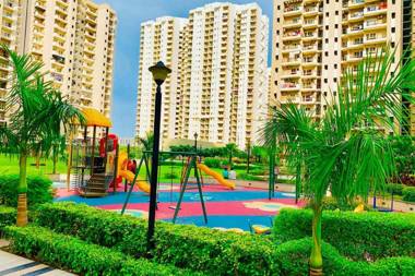 The Friend’s Square near IndiaExpo Mart