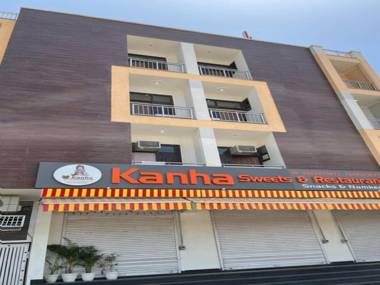 Capital O 80703 Kanha Guest House