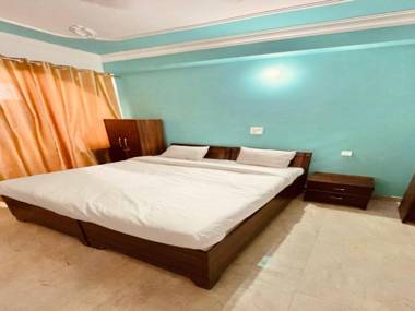 Capital O 80703 Kanha Guest House