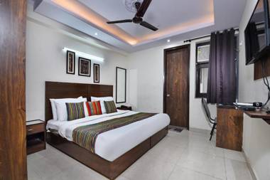 Hotel Admire Inn "Atta Market Noida Sector 18"