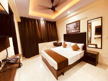 Hotel Admire Inn "Atta Market Noida Sector 18"