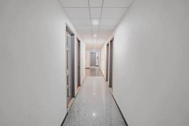 FabHotel Noida Express