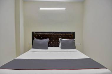 Collection O 82685 Hotel Shiv Shiva Residency