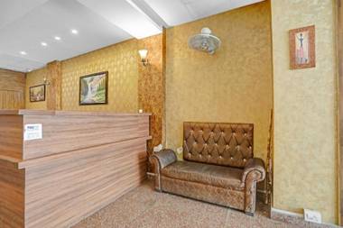 Collection O 82685 Hotel Shiv Shiva Residency