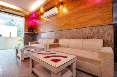 FabHotel Elite Park