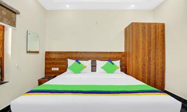 Treebo Trend The Eden Roc