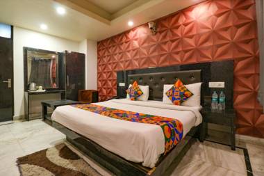FabHotel F9 Noida Sector 11