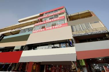 OYO 88010 Hotel Metro Inn