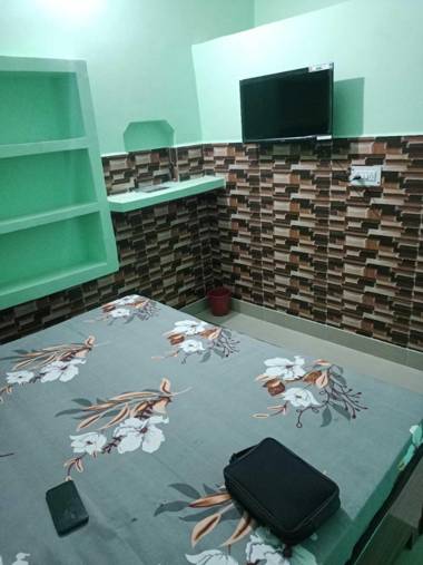 POP 91678 Dixit Gest House