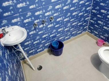 POP 91678 Dixit Gest House